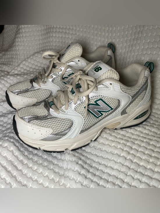 New Balance Shoes - New Balance 530 Sea Salt and Green Marsh